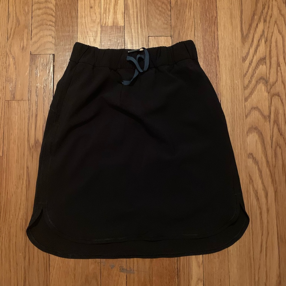 New Lulu On The Fly Skirt